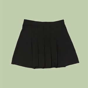 🌥️black pleated tennis skirt